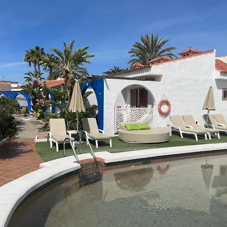 Rainbow Golf Bungalows, Gay Men-only 3* מספאלומס