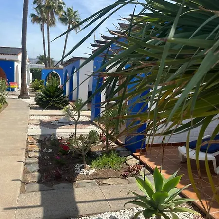 Rainbow Golf Bungalows, Gay Men-only 3* מספאלומס