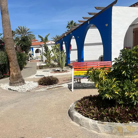 פארק נופש Rainbow Golf Bungalows, Gay Men-only מספאלומס