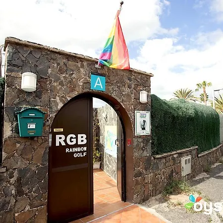 Rainbow Golf Bungalows, Gay Men-only פארק נופש מספאלומס
